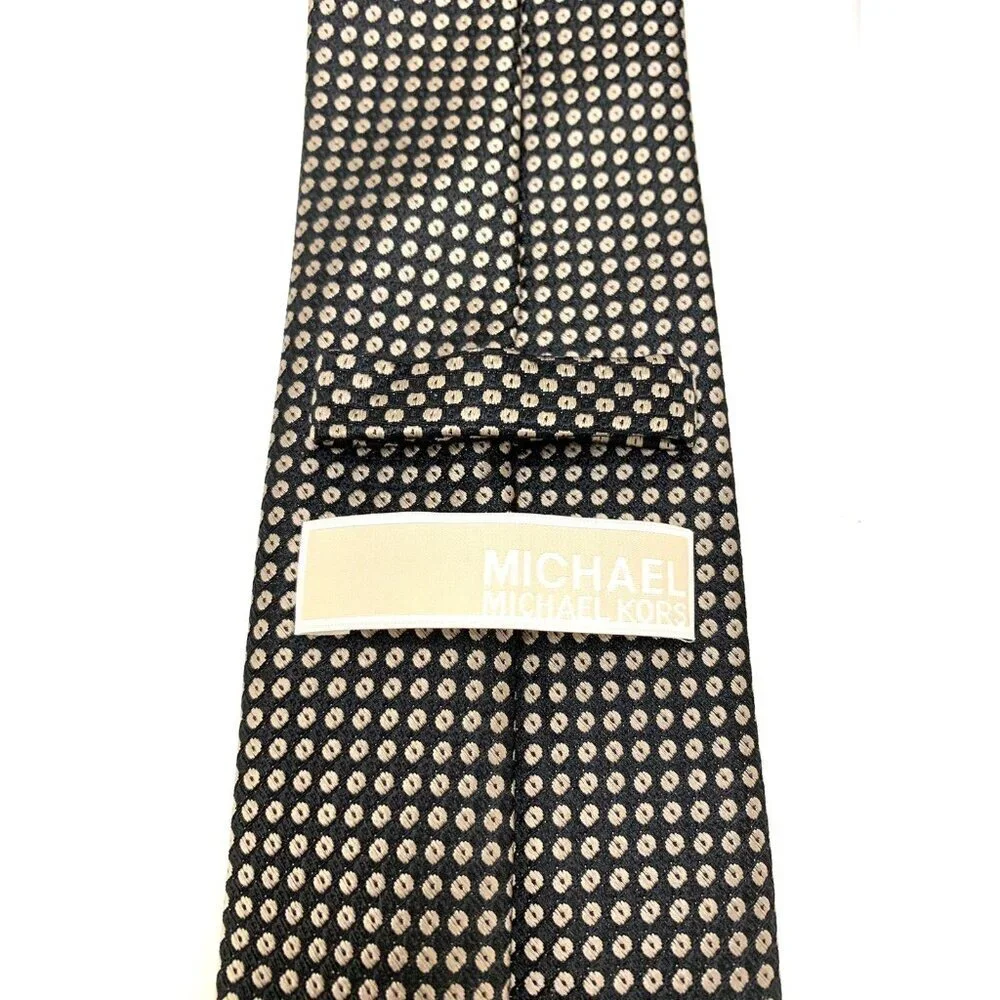 Michael Kors Mens Tie 3.5” W Necktie Black Gold 100% Silk Excellent Condition